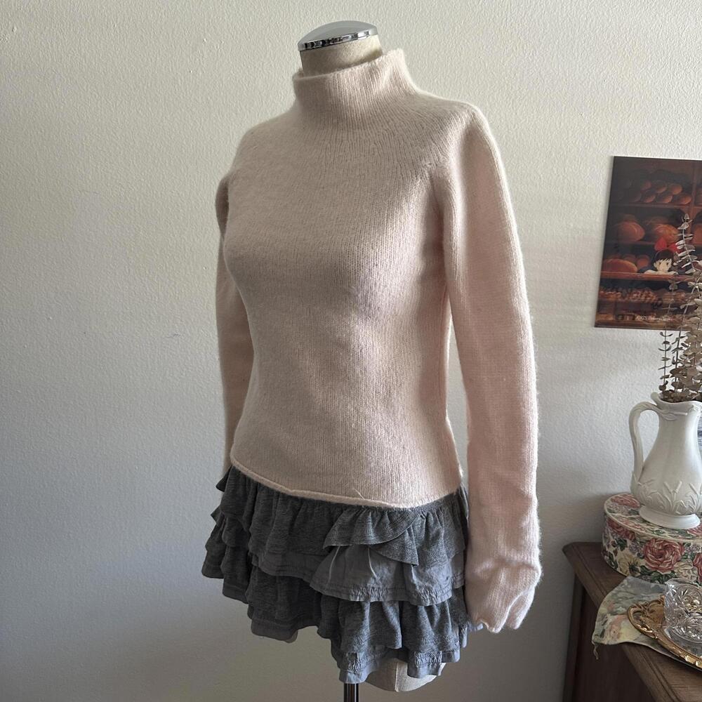 Baby pink wool mock neck sweater - Picture 3 of 7